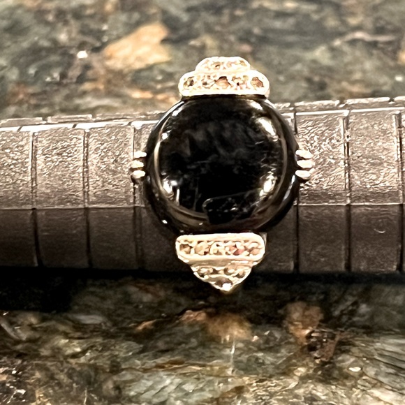 Sterling silver Onyx marcasite ring size 5.5 - Picture 4 of 5